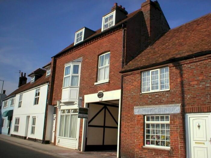 2 Bedroom Property To Rent In Jacobs Court, West Street, Havant, PO9