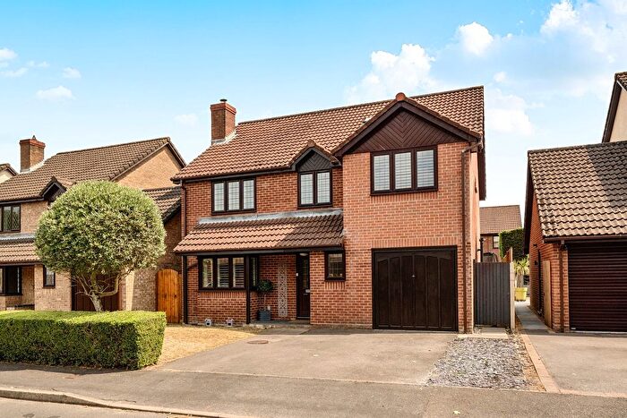 5 Bedroom Detached House For Sale In Malvern Gardens, Hedge End, Southampton, SO30