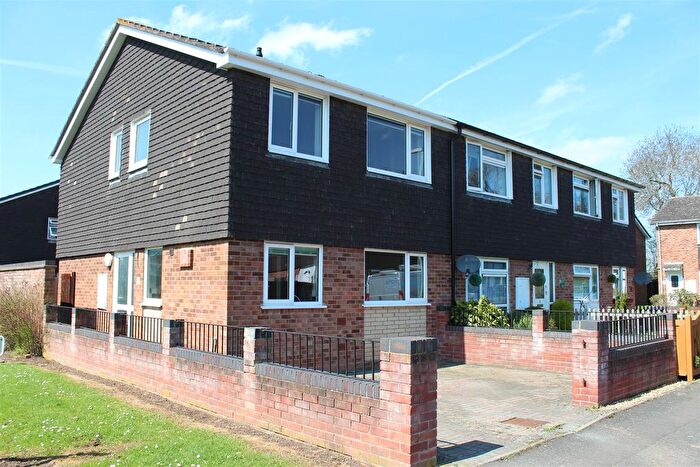 3 Bedroom End Of Terrace House To Rent In Sandringham Close, Malvern, WR14