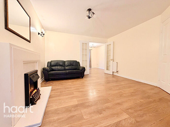 3 Bedroom Semi Detached House To Rent In Brasshouse Lane, Smethwick, B66