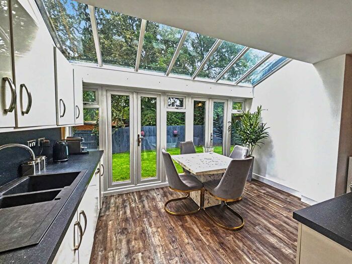 4 Bedroom Detached House For Sale In The Oaks, Davenham, Northwich, CW9