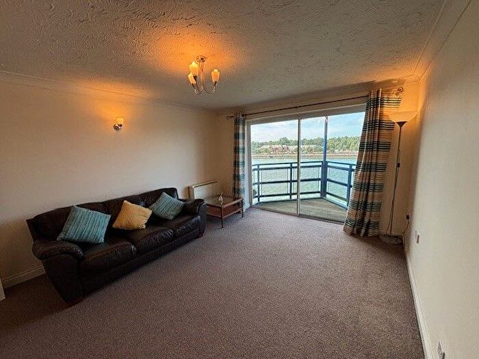 1 Bedroom Flat To Rent In Mountbatten Close, Ashton-On-Ribble, Preston, Lancashire, PR2