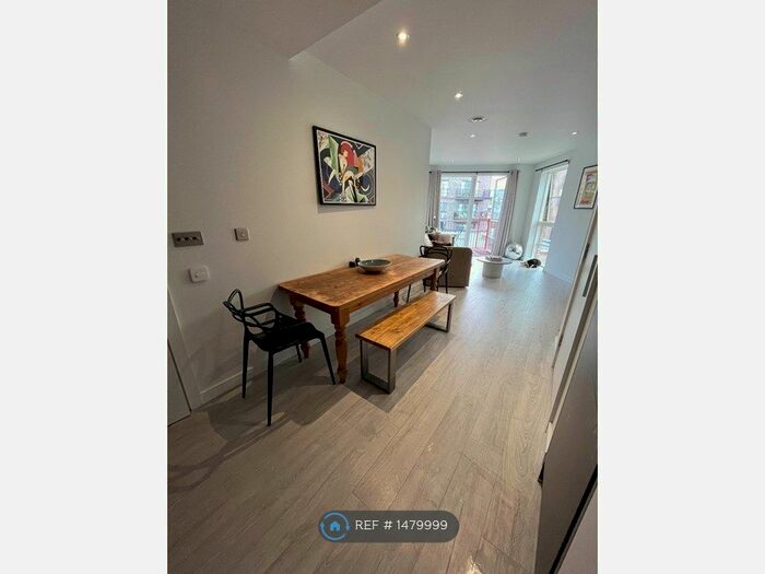 2 Bedroom Flat To Rent In Copper Street, London, E20