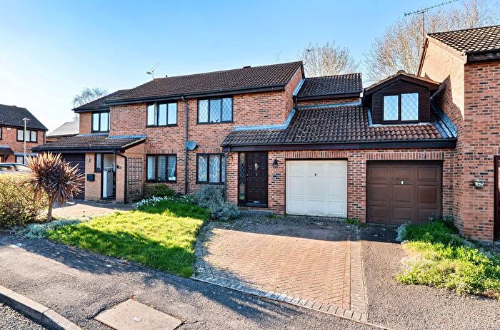 3 Bedroom Terraced House For Sale In Sibson, Lower Earley, Reading, RG6