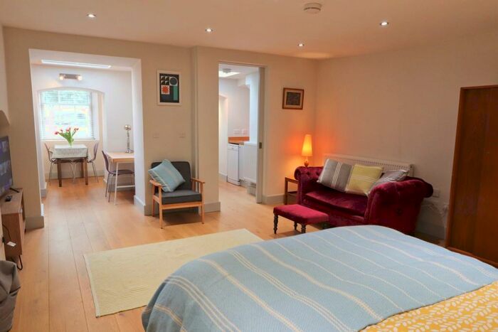 1 Bedroom Apartment To Rent In Richmond Terrace, Clifton, Bristol, BS8