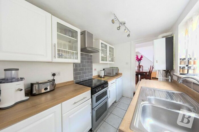 3 Bedroom Terraced House To Rent In Cecil Road, Gravesend, Kent, DA11