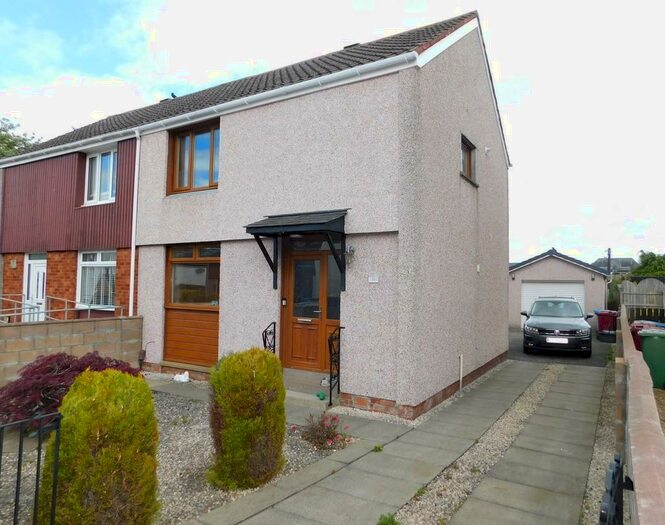 2 Bedroom Semi-Detached House To Rent In Carse Crescent, Laurieston, FK2