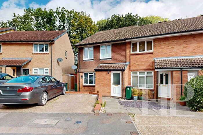 1 Bedroom Maisonette To Rent In Hoylake Close, Ifield, RH11