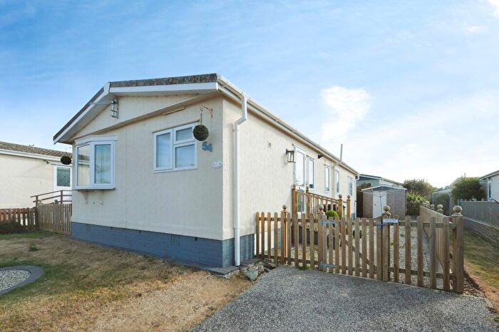 3 Bedroom Detached House For Sale In Parc Trenance, St. Merryn Park, Padstow, Cornwall, PL28