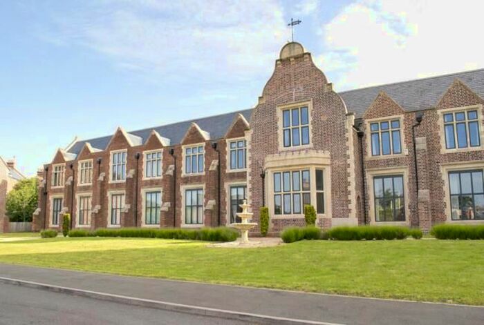 1 Bedroom Flat To Rent In Mount Dinham Court, Exeter, EX4