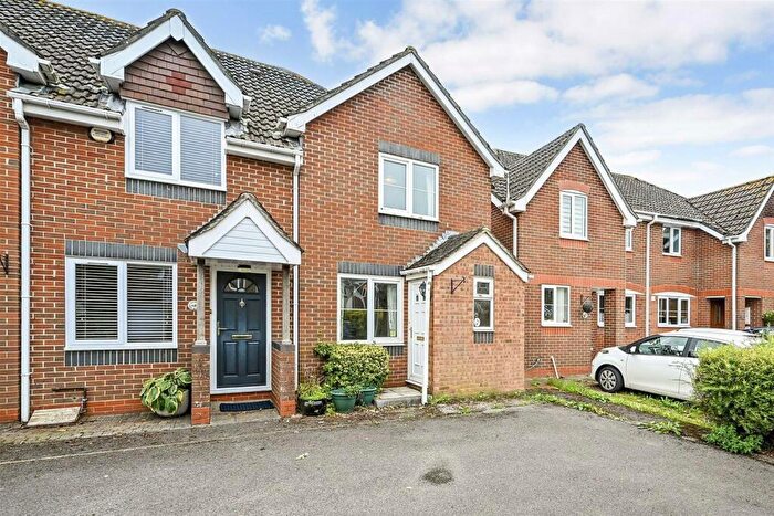 2 Bedroom End Of Terrace House To Rent In Fulmar Way, Tangmere, PO20