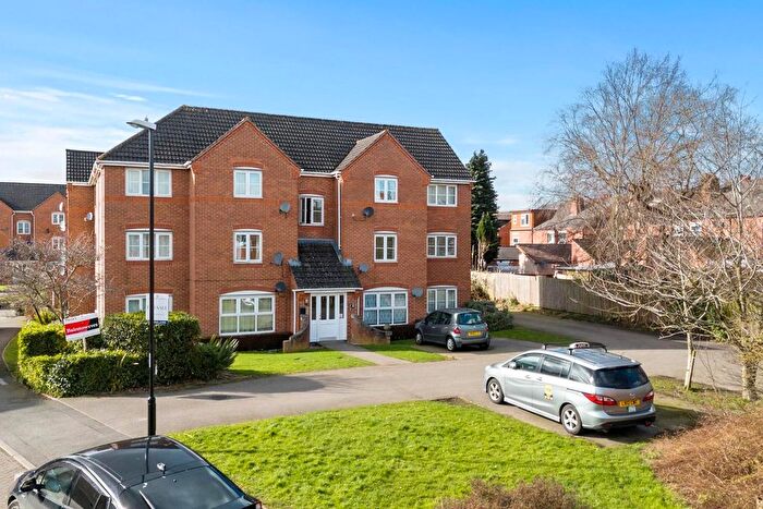 2 Bedroom Flat For Sale In Firedrake Croft, Coventry, CV1