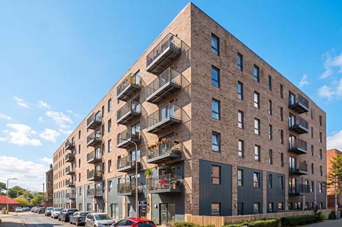 2 Bedroom Flat For Sale In Pillans Place, Edinburgh, EH6
