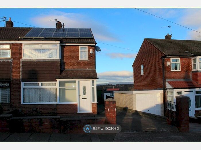3 Bedroom Semi-Detached House To Rent In Lawefield Crescent, Swinton, Manchester, M27