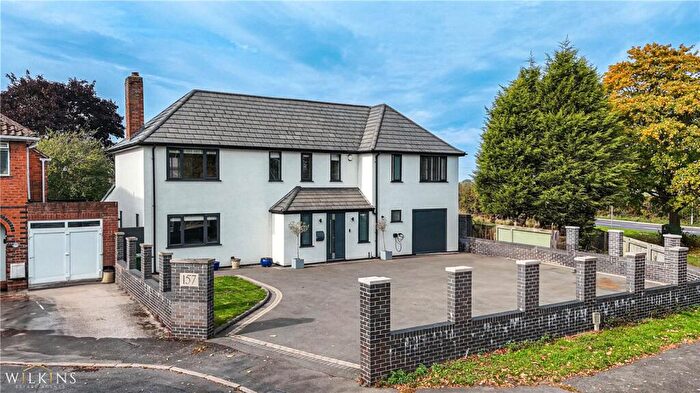 5 Bedroom Detached House For Sale In Comberford Road, Tamworth, Staffordshire, B79