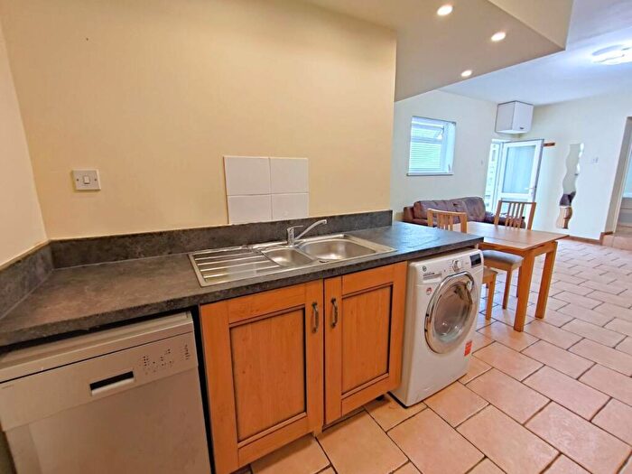 1 Bedroom Flat To Rent In Cathays Terrace, Cathays, Cardiff, CF24