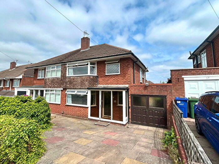3 Bedroom Semi Detached House For Sale In Woodbank Road, Brownswall Estate, Sedgley, DY3