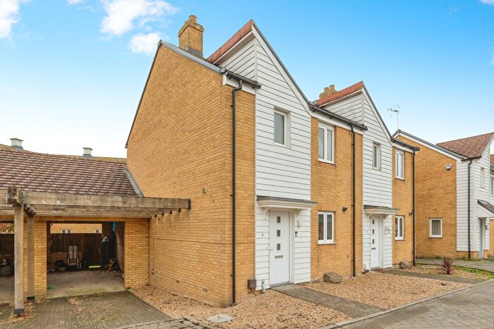 2 Bedroom Semi-detached House For Sale In Maurice Buckmaster Lane, Ashford, TN23