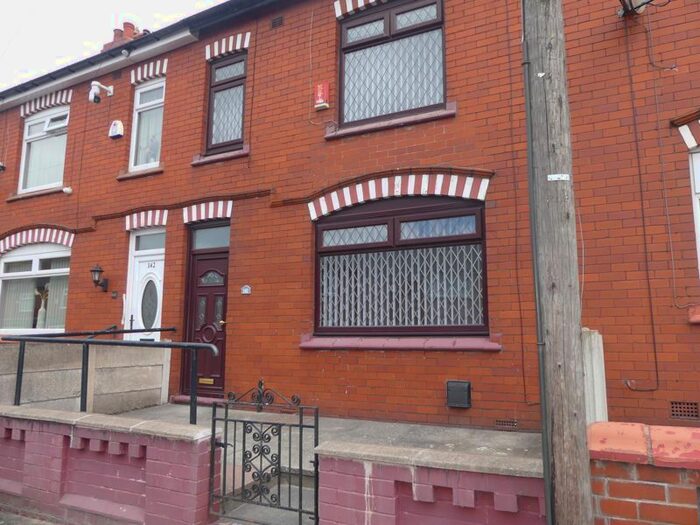 3 Bedroom Terraced House To Rent In Stanley Road, Chadderton, Oldham, OL9