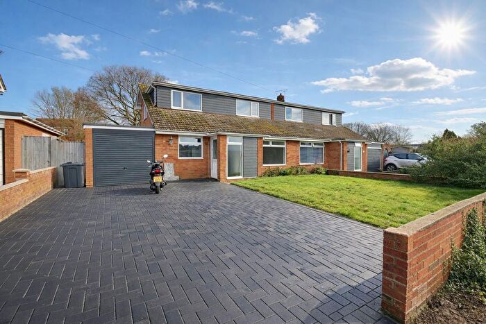 4 Bedroom Semi Detached House To Rent In Ashdown, Gosport, PO13