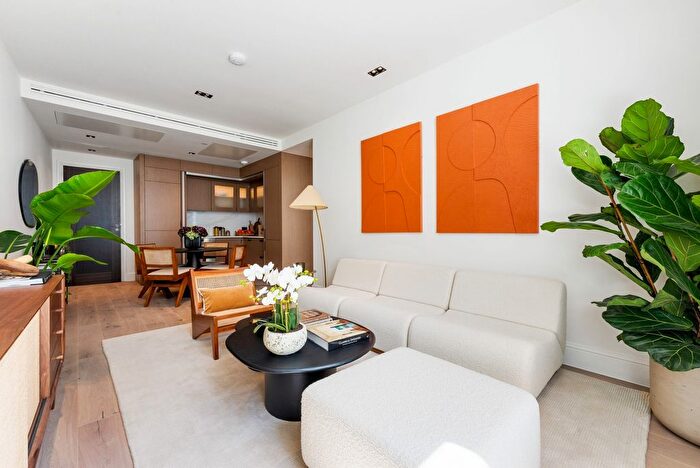 1 Bedroom Flat To Rent In Pembridge Gardens, London, W2