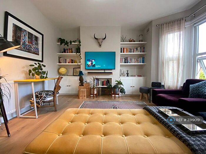 1 Bedroom Flat To Rent In Deptford, London, SE8