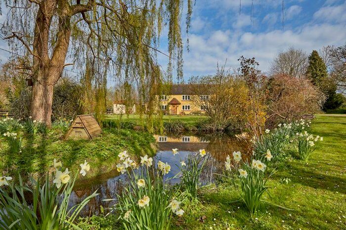 5 Bedroom Country House To Rent In Marsh, Aylesbury, HP17