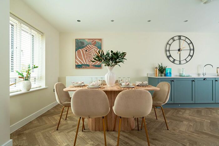 4 Bedroom Detached House To Rent In Tournament Park, Warwick, CV34
