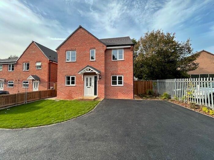 4 Bedroom Detached House To Rent In Redbrook Road, Barnsley, S75