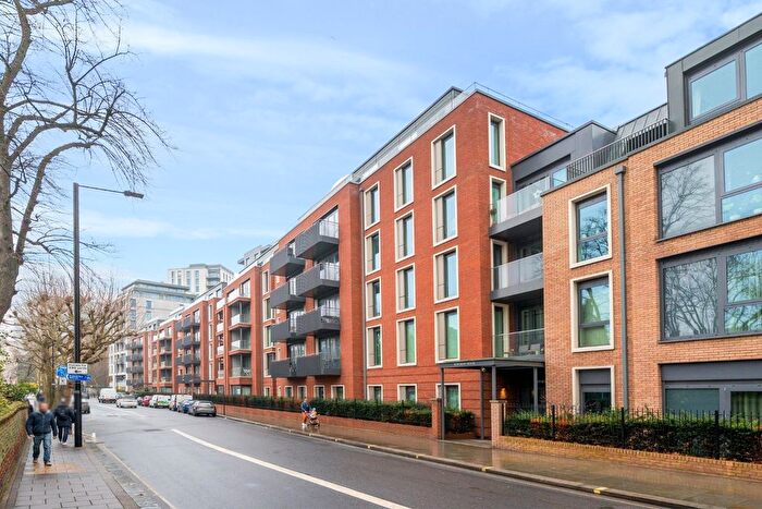1 Bedroom Flat For Sale In Glenthorne Road, Hammersmith, London, W6