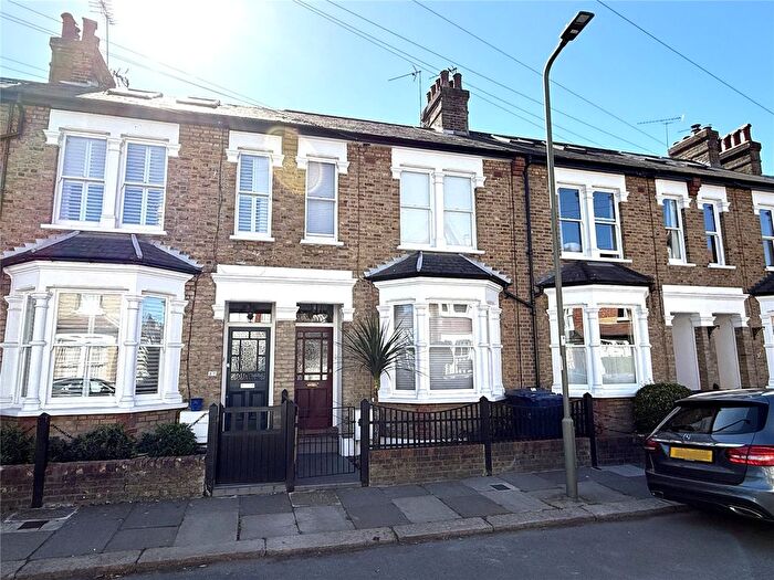 3 Bedroom Terraced House For Sale In The Drive, High Barnet, Barnet, EN5
