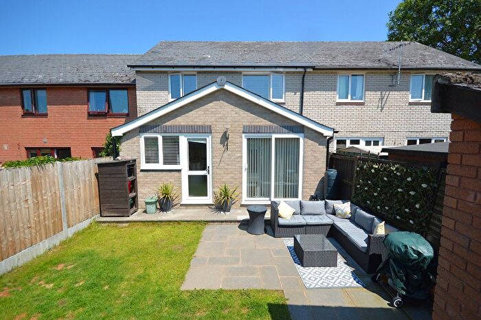 3 Bedroom Terraced House For Sale In Lon Dolafon, Newtown, Powys, SY16
