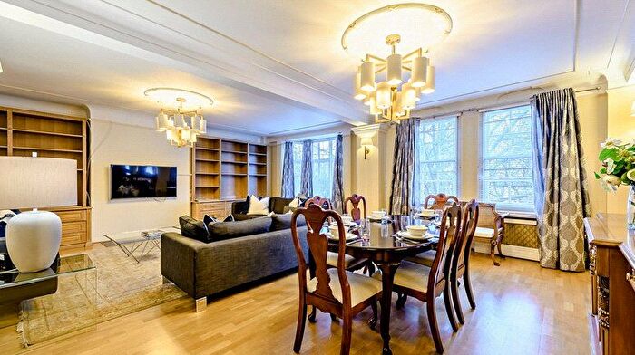 4 Bedroom Flat To Rent In Park Road, London, NW8