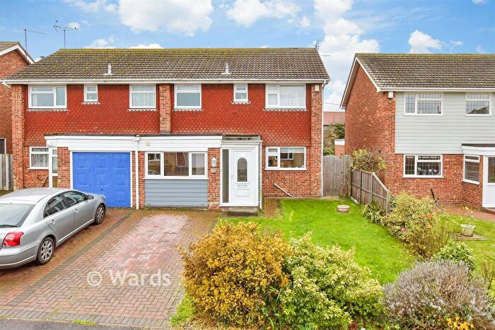 3 Bedroom Semi-Detached House For Sale In Bridewell Park, Whitstable, Kent, CT5