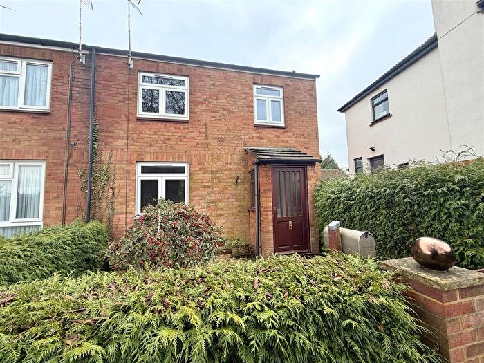3 Bedroom End Terrace House For Sale In Onslow Road, Newent, GL18