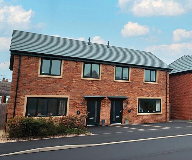 3 Bedroom Semi-Detached House For Sale In The Bowland, The Oaks, Newcastle Under Lyme, Staffordshire, ST5
