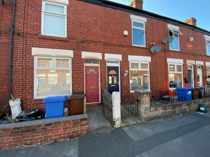 2 Bedroom Terraced House To Rent In Barnsley Street, Offerton, Stockport, SK1