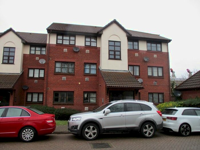 2 Bedroom Flat To Rent In Poppy Close, Hackbridge, SM6