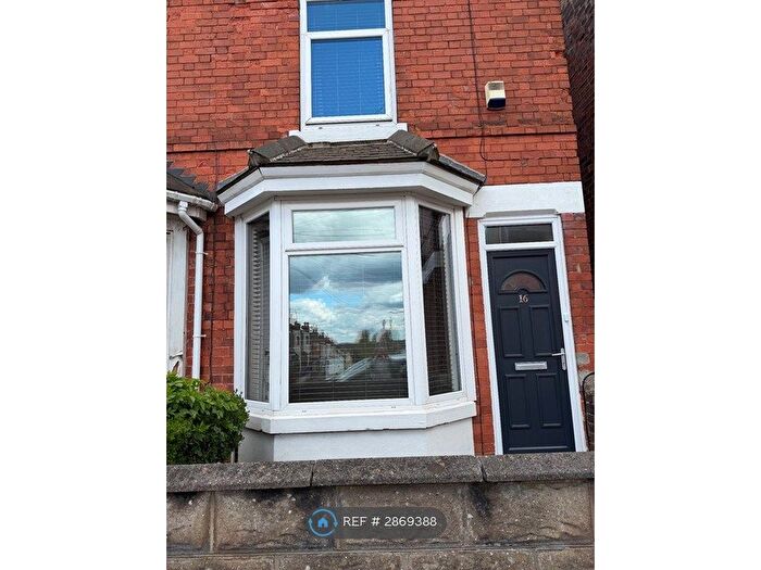 2 Bedroom Semi Detached House To Rent In St Mary St, Ilkeston, DE7