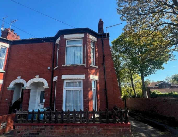2 Bedroom Flat To Rent In Flat, Summergangs Road, Hull, HU8