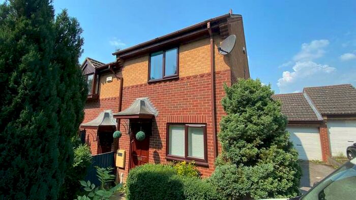 2 Bedroom Semi-Detached House To Rent In Smalley Drive, Oakwood, Derby, DE21