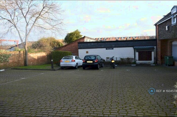 1 Bedroom Maisonette To Rent In River Court, Lymington, SO41