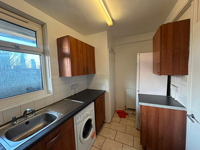 1 Bedroom Flat To Rent In Old Montague Street, London, E1