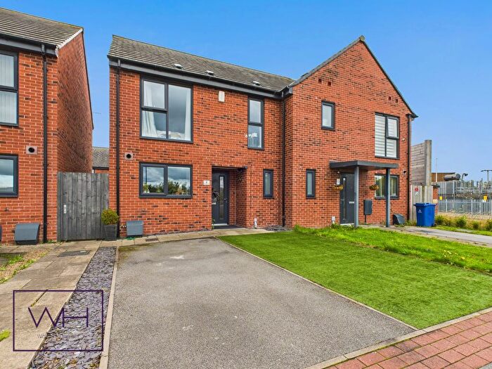 2 Bedroom Semi-Detached House For Sale In Beeston Lane, Askern, Doncaster, DN6