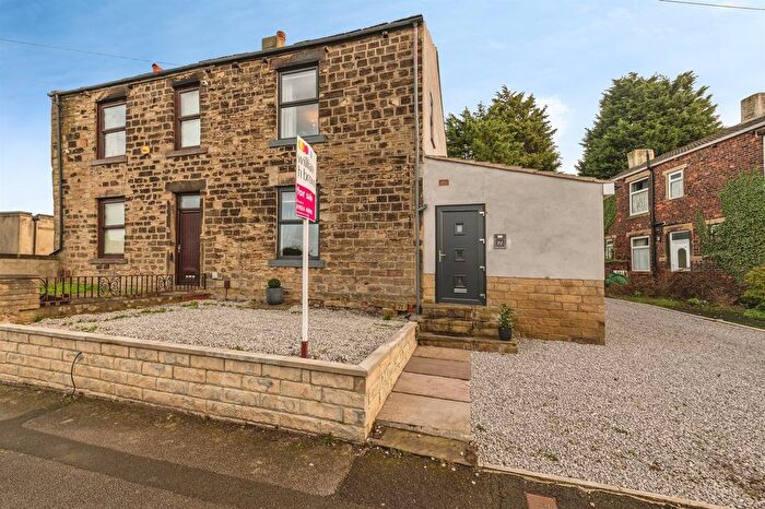 4 Bedroom Semi Detached House For Sale In White Lee Road, Batley, WF17