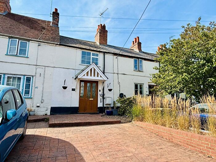 2 Bedroom Terraced House For Sale In St Johns Road, Oxfordshire, OX10