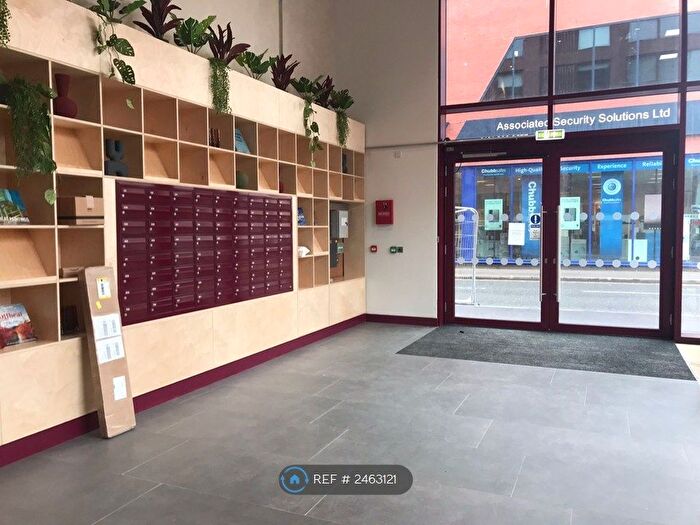 2 Bedroom Flat To Rent In Addington Street, Manchester, M4