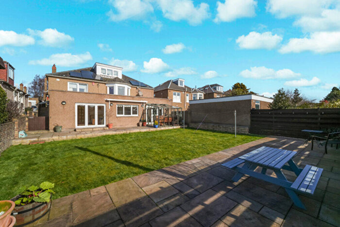 6 Bedroom Detached Bungalow For Sale In Craigs Avenue, Edinburgh, EH12