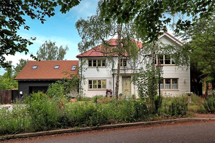 4 Bedroom Detached House For Sale In Stacey Drive, Langdon Hills, Basildon, Essex, SS16