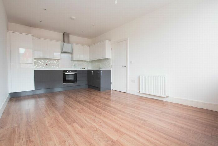 2 Bedroom Flat To Rent In Eleanor House, Eleanor Cross Road, Waltham Cross, EN8